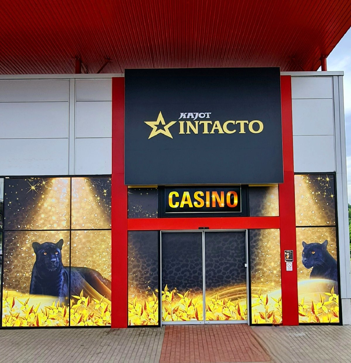 Polep INTACTO Casino